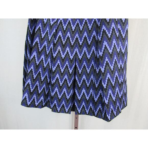 Carlisle US 8 Silk Wool Purple and Black Geometric Zip Zag Pleated Skirt - Picture 2 of 8